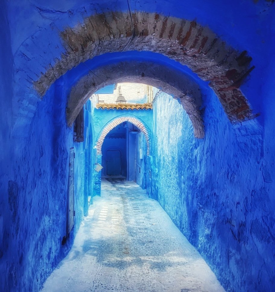 Archway in an alley of Chefchaouen