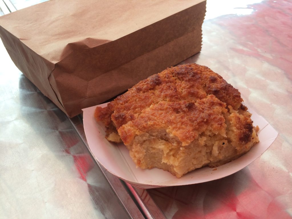 Budin on a plate