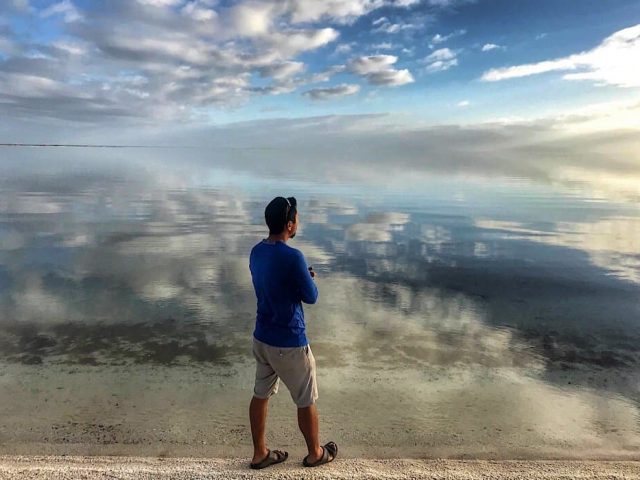 The calm waters in Shark Bay on Shell beach
